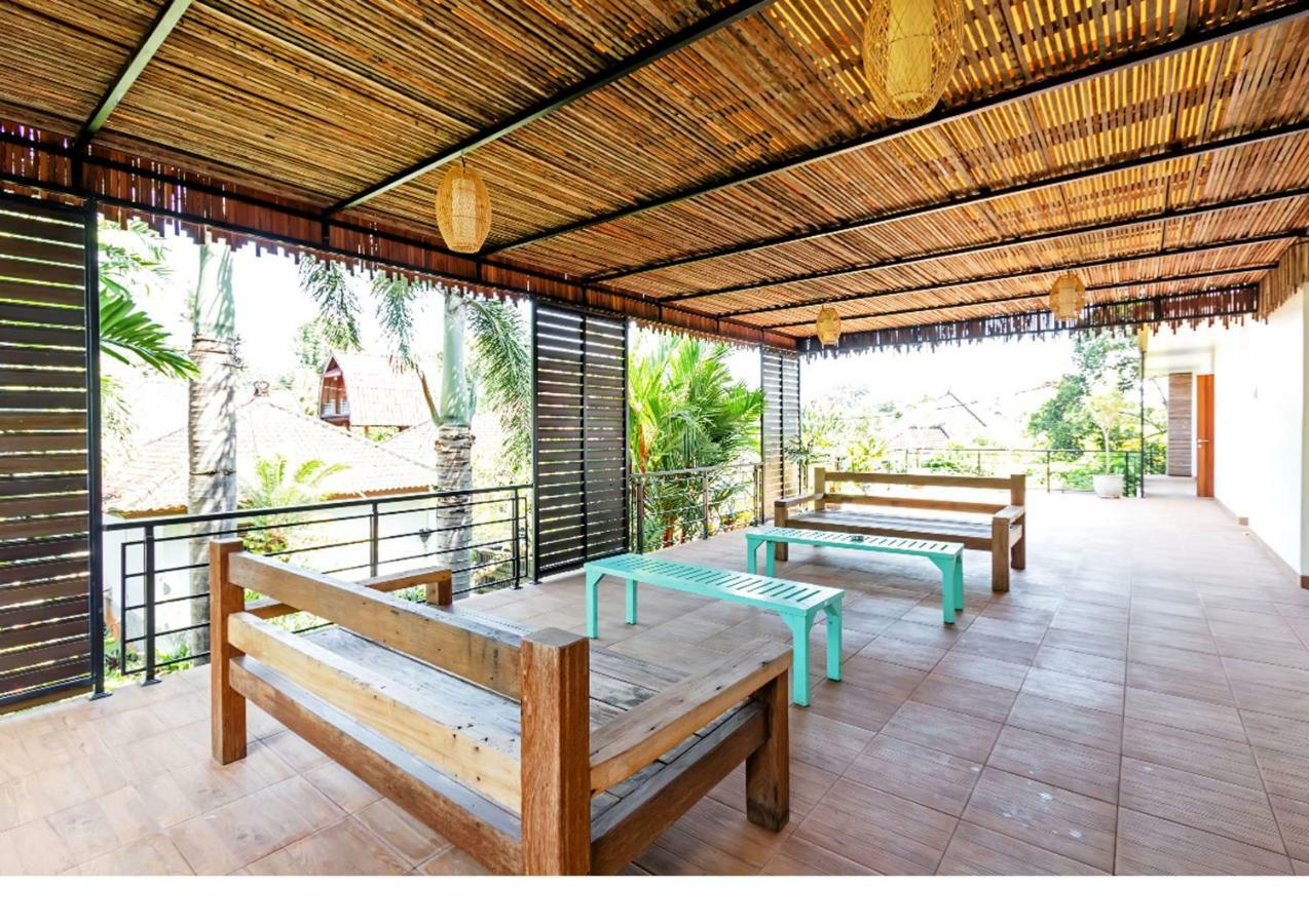 Indah Bali Guesthouse Canggu Exterior foto